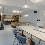 Casadi Luxury إياليسوس