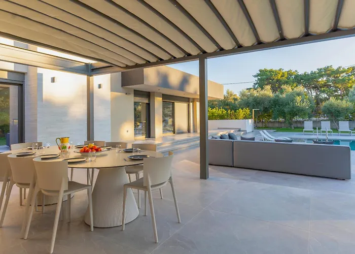 Casadi Luxury וילה יאליסוס